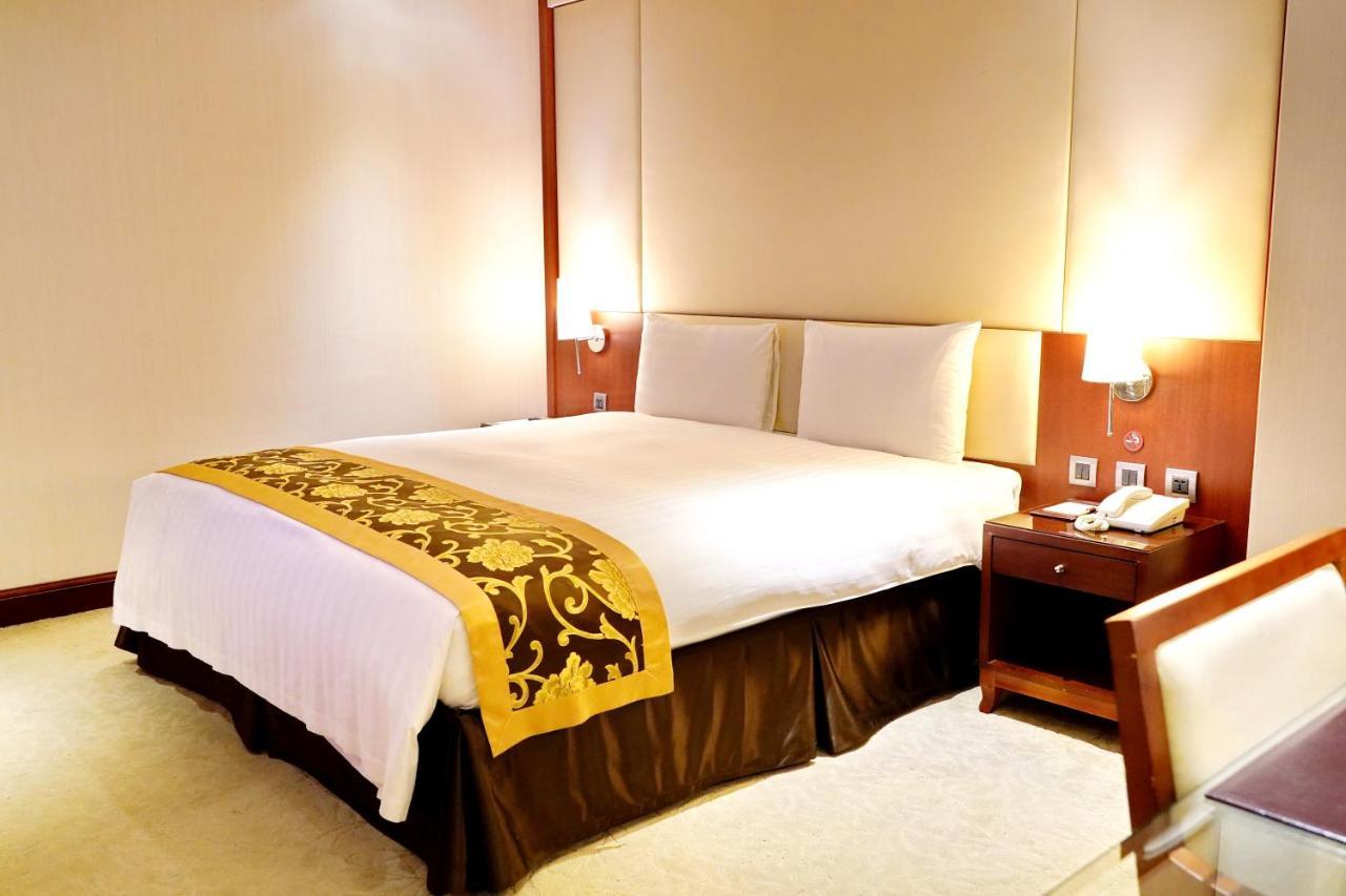 Hu House - Taipei Hotel Kültér fotó