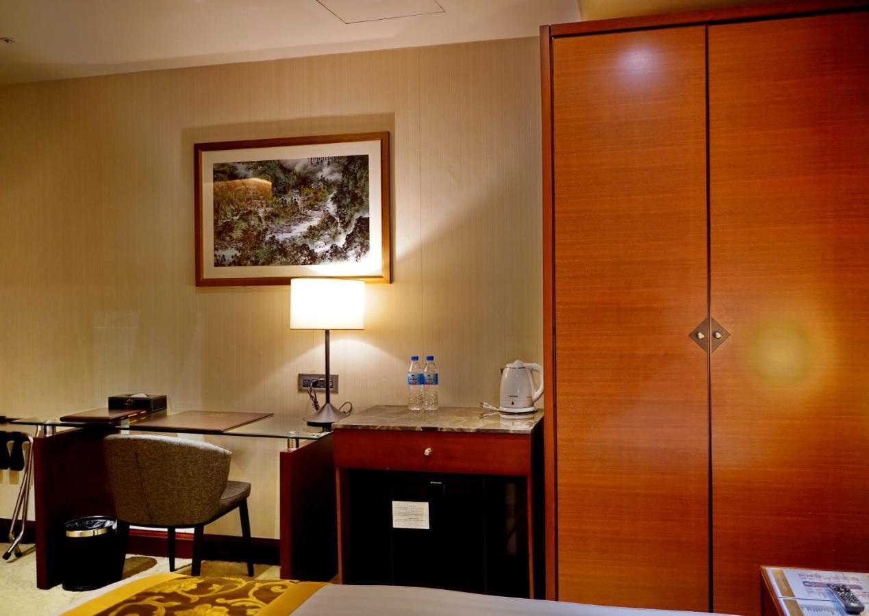 Hu House - Taipei Hotel Kültér fotó